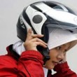 Berhijab Bukan Alasan Tidak Menggunakan Helm